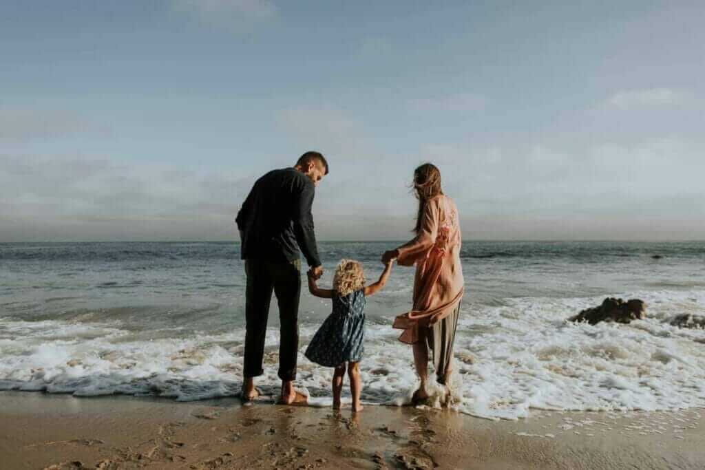 earthing benefits from the beach